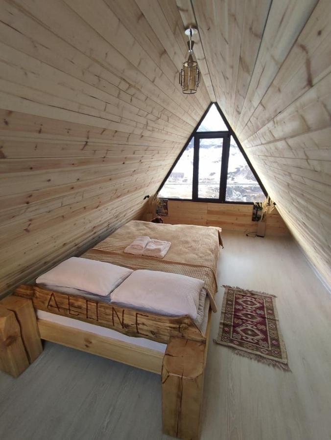 Alone Cottage Kazbegi Bagian luar foto
