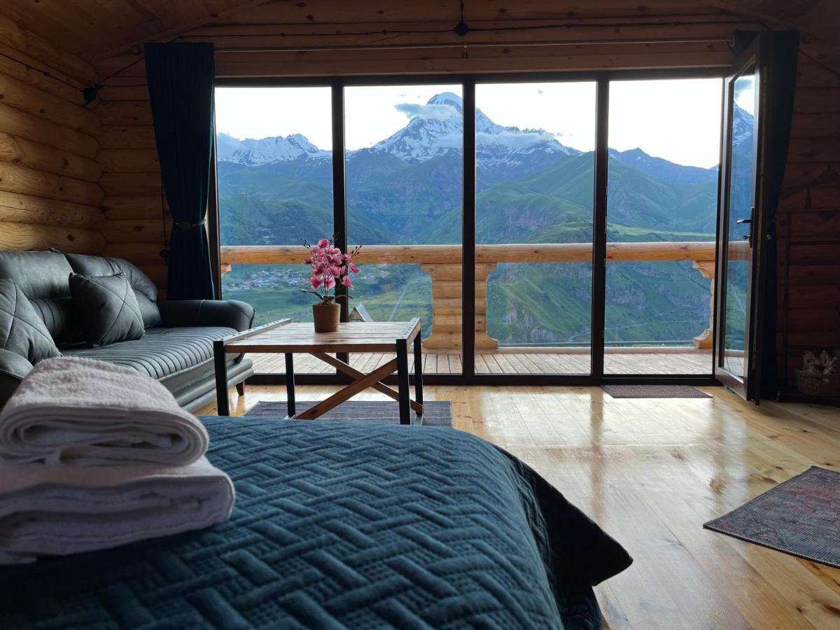 Alone Cottage Kazbegi Bagian luar foto