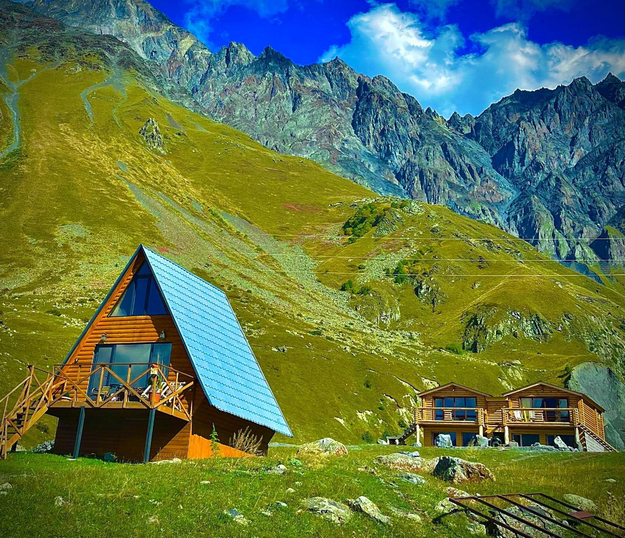 Alone Cottage Kazbegi Bagian luar foto