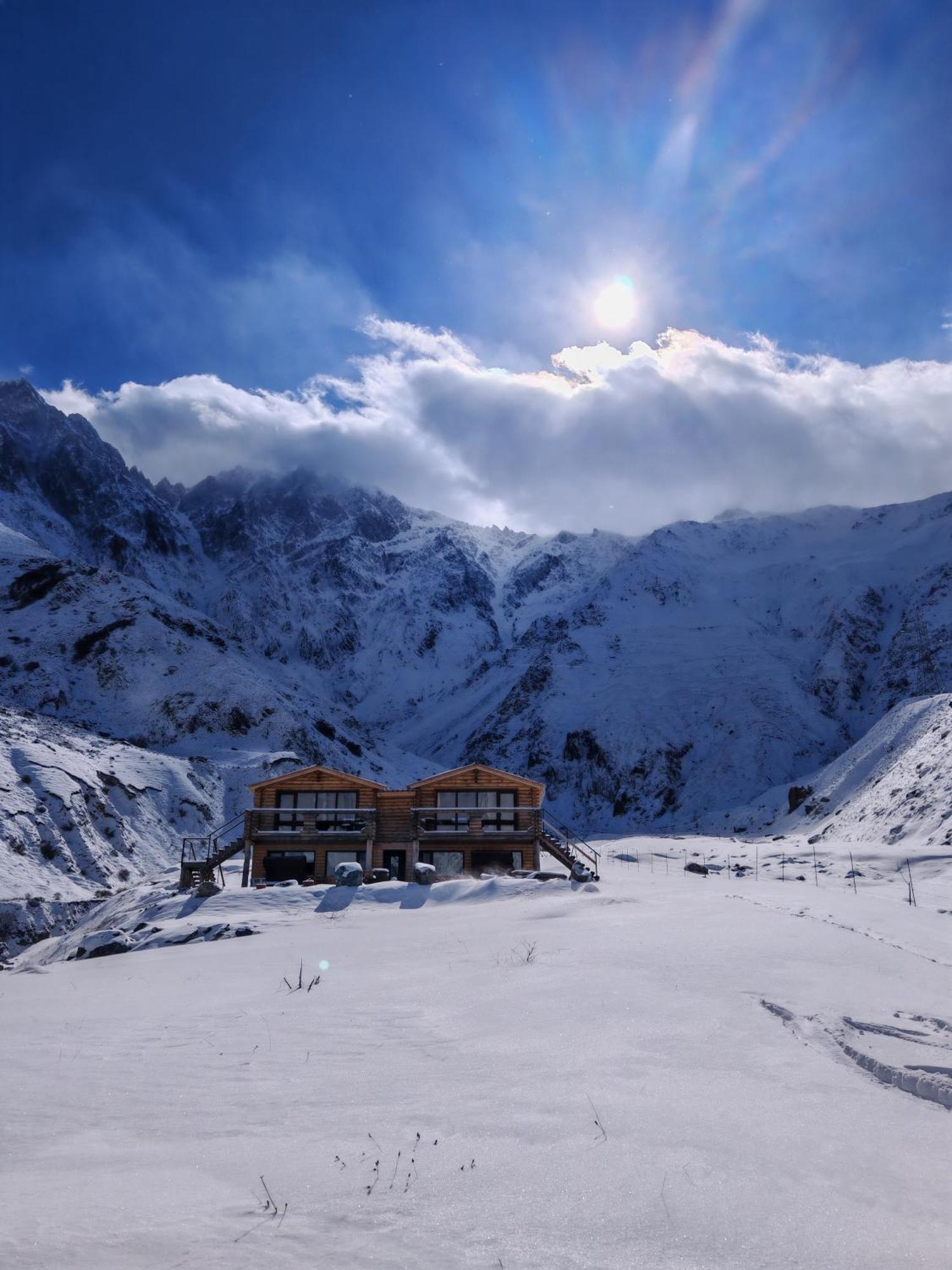 Alone Cottage Kazbegi Ruang foto